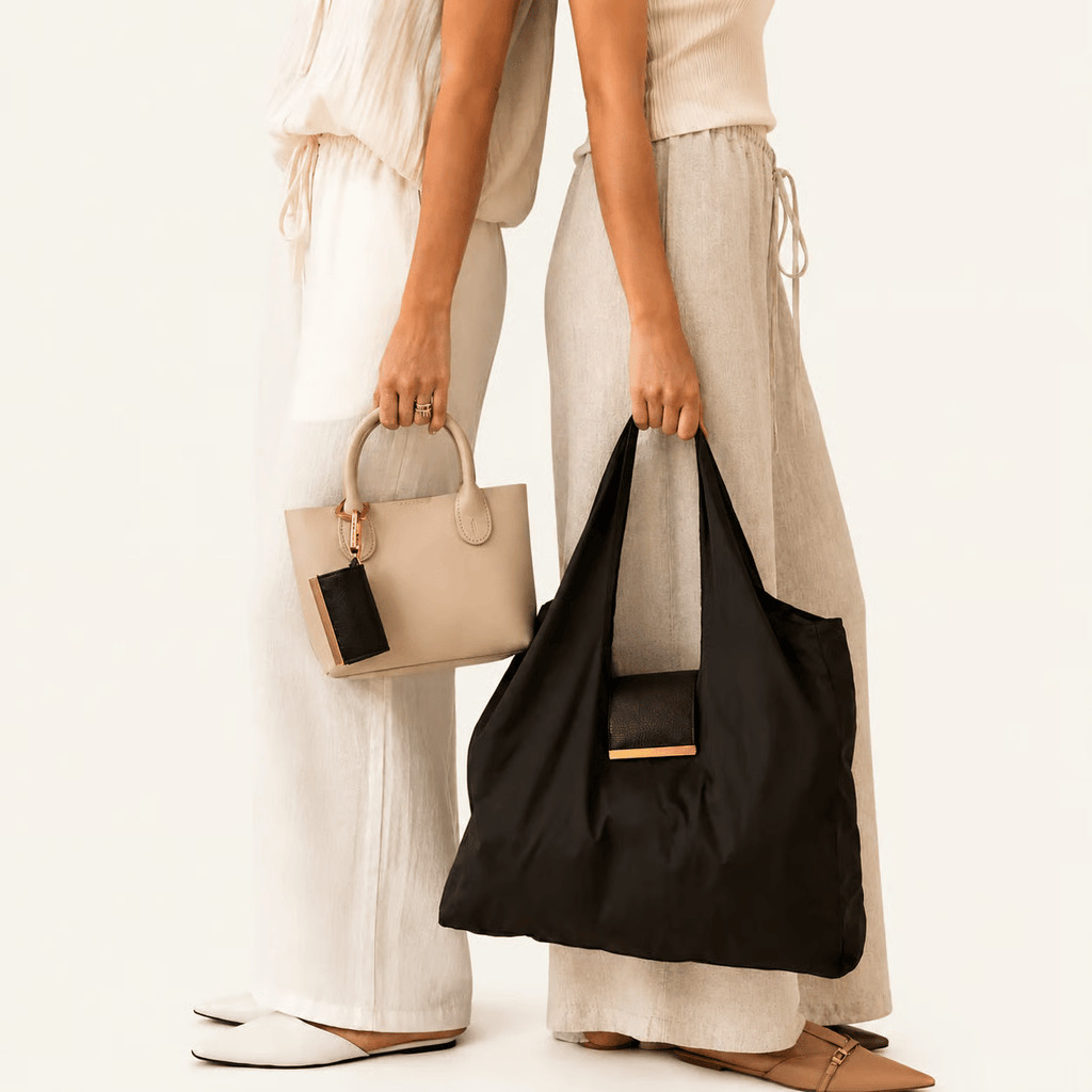 Transformable Keychain Tote – From Charm to Full-Size Bag in Seconds